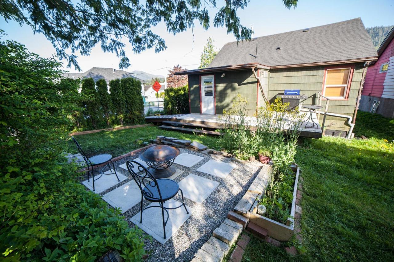 Huckleberry Cottage Prince Rupert Exterior foto
